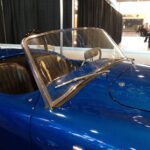 Windschutzscheibe und patinierte Sitze der Shelby Cobra CSX2000