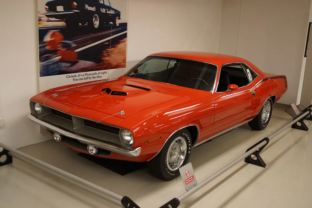Plymouth HEMI ’Cuda von 1970 schräg von vorne